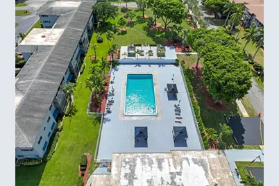 4800 Hillcrest Ln #402, Hollywood, FL 33021 - Photo 26