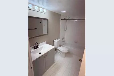 11155 SW 5th Pl #202, Pembroke Pines, FL 33025 - Photo 12