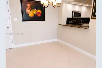 5600 Collins Ave #17U, Miami Beach, FL 33140 - Photo 4