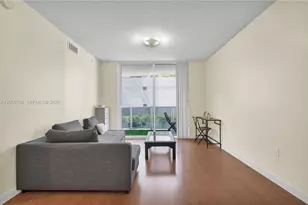 601 NE 23rd St, Miami, FL 33137 - Photo 2