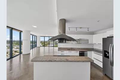 601 NE 36th St #2401, Miami, FL 33137 - Photo 12