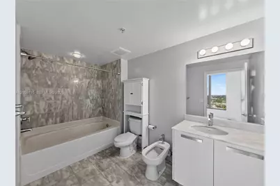 601 NE 36th St #2401, Miami, FL 33137 - Photo 22