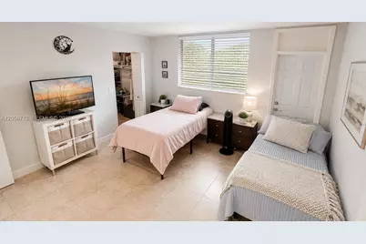 12590 NE 16th Ave #605, North Miami, FL 33161 - Photo 30