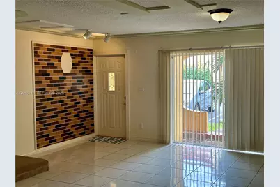 13705 SW 84th St #F, Miami, FL 33183 - Photo 2