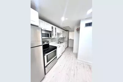 3660 NE 166th St #405, North Miami Beach, FL 33160 - Photo 1