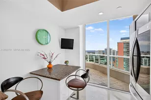 3330 NE 190th St, Aventura, FL 33180 - Photo 38