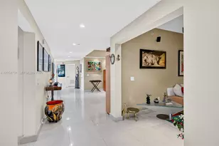 3330 NE 190th St, Aventura, FL 33180 - Photo 14
