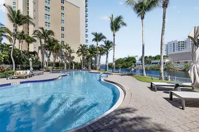 3330 NE 190th St #UPH14, Aventura, FL 33180 - Photo 12