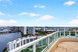 3330 NE 190th St, Aventura, FL 33180 - Photo 46