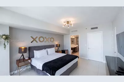 485 Brickell Ave #3401, Miami, FL 33131 - Photo 16