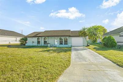 2935 SW 1st Pl, Cape Coral, FL 33914 - Photo 16