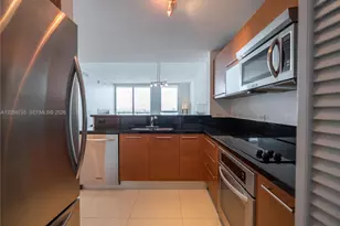 253 NE 2nd St, Miami, FL 33132 - Photo 4