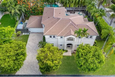 8425 SW 138th St, Palmetto Bay, FL 33158 - Photo 1