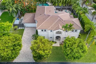8425 SW 138th St, Palmetto Bay, FL 33158 - Photo 1