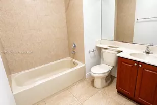 18120 NW 59th Ave, Hialeah, FL 33015 - Photo 8