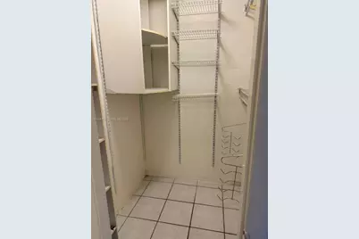 1330 W 54th St #221C, Hialeah, FL 33012 - Photo 18