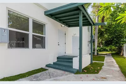 709 SW 4th Ct #7, Fort Lauderdale, FL 33315 - Photo 2
