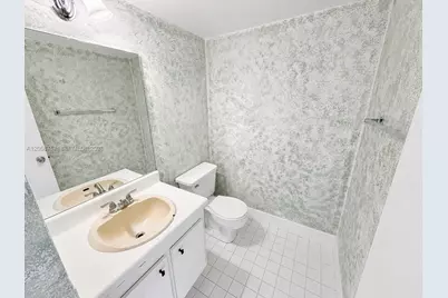 1301 SW 135th Ter #406J, Pembroke Pines, FL 33027 - Photo 6