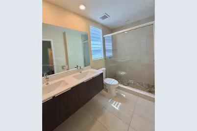 10455 NW 82nd St #10, Doral, FL 33178 - Photo 18