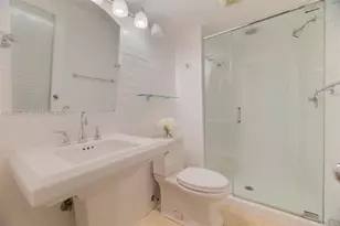 2480 Presidential Way, West Palm Beach, FL 33401 - Photo 38
