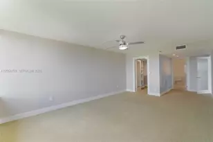 2480 Presidential Way, West Palm Beach, FL 33401 - Photo 20