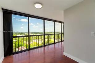 2480 Presidential Way, West Palm Beach, FL 33401 - Photo 12
