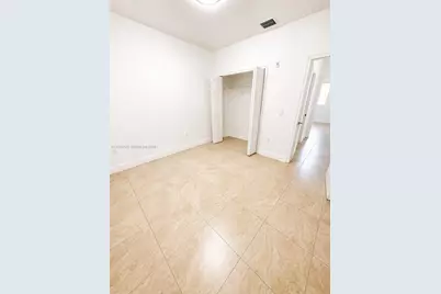 18120 NW 59th Ave #203, Hialeah, FL 33015 - Photo 10
