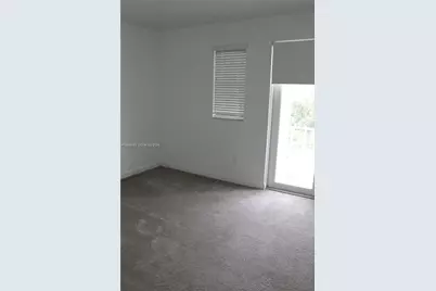 10770 NW 74th Ln, Doral, FL 33178 - Photo 26