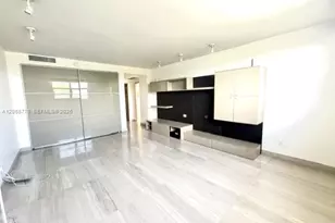 90 Edgewater Dr, Coral Gables, FL 33133 - Photo 10
