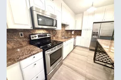 90 Edgewater Dr #515, Coral Gables, FL 33133 - Photo 6
