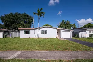 220 SW 65th Ave, Pembroke Pines, FL 33023 - Photo 1