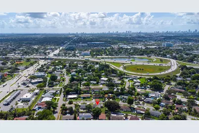 220 SW 65th Ave, Pembroke Pines, FL 33023 - Photo 2