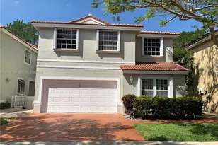 818 Garnet Cir, Weston, FL 33326 - Photo 2