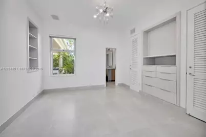 621 N Mashta Drive, Key Biscayne, FL 33149 - Photo 12