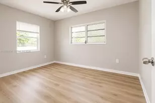 948 NW 9th Ct, Homestead, FL 33030 - Photo 10