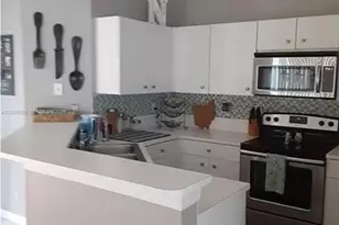 1218 Canary Island Dr, Weston, FL 33327 - Photo 4