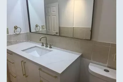5401 Collins Ave #230, Miami Beach, FL 33140 - Photo 38
