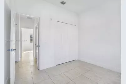 18230 NW 59th Ave #204, Hialeah, FL 33015 - Photo 6