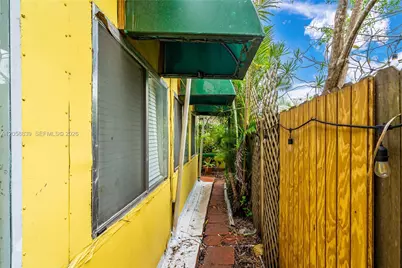 1906 SW 21st St, Miami, FL 33145 - Photo 26
