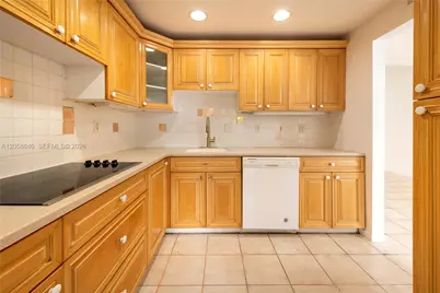 8401 W Sample Rd #19, Coral Springs, FL 33065 - Photo 6