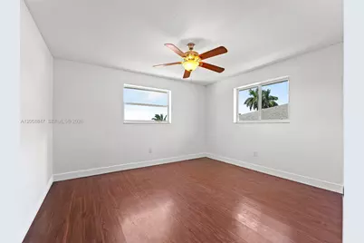 2045 NW 115th St, Miami, FL 33167 - Photo 26