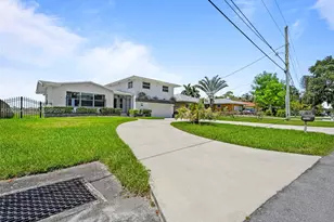 2045 NW 115th St, Miami, FL 33167 - Photo 42