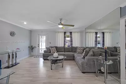6708 NW 57th Ct, Tamarac, FL 33321 - Photo 2