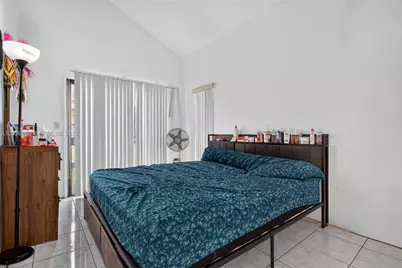 2422 NW 55th Ter, Lauderhill, FL 33313 - Photo 14