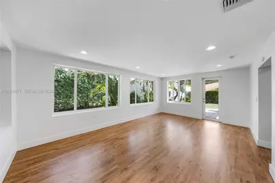 101 NW 100th St, Miami Shores, FL 33150 - Photo 14