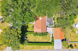 101 NW 100th St, Miami Shores, FL 33150 - Photo 10