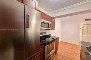 15570 SW 105th Ln, Miami, FL 33196 - Photo 8