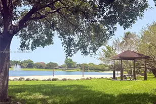 15570 SW 105th Ln, Miami, FL 33196 - Photo 44