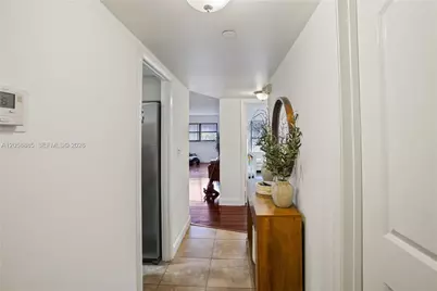 3200 N Port Royale Dr N #210, Fort Lauderdale, FL 33308 - Photo 6