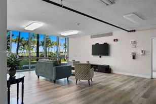 [Address not provided], Miami Beach, FL 33140 - Photo 36